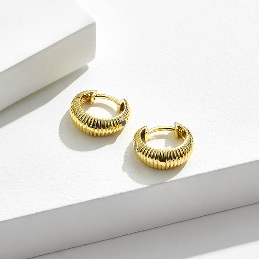 18k Gold plated earrings clip shell style chic