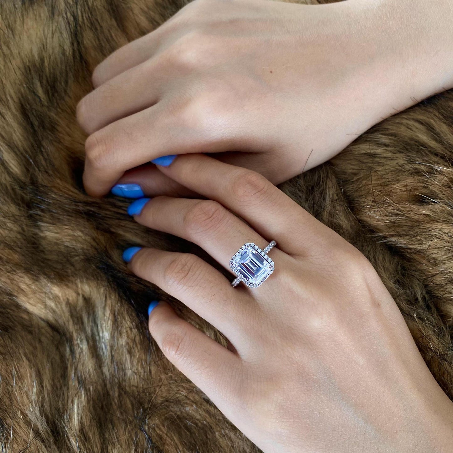 4 Carat 8×10mm Cluster High Carbon Diamond “Sugar Cube” Ring – S925 Silver Elegant Luxury Design