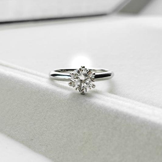 1 Carat White G Round Cut High Carbon Diamond Ring – 6.5mm Sterling Silver Elegant Women’s Design