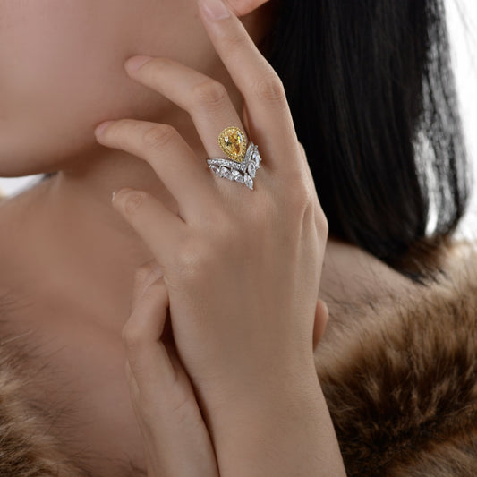 4 Carat Pear Cut High Carbon Diamond Crown Ring – S925 Silver 7×10mm 2025 Luxury Collection