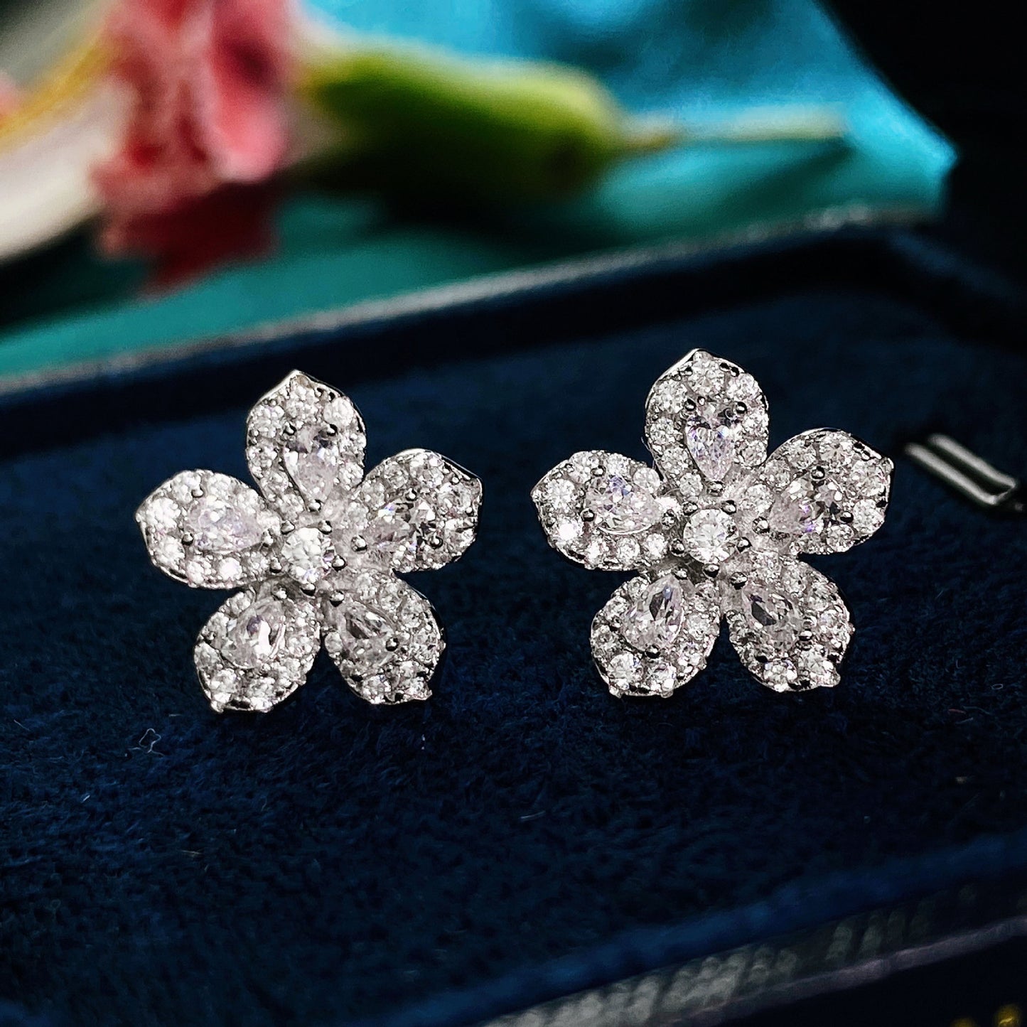 S925 Sterling Silver 2x3mm Teardrop Floral Zircon Stud Earrings | Korean Minimalist Style Cross-border Dropshipping