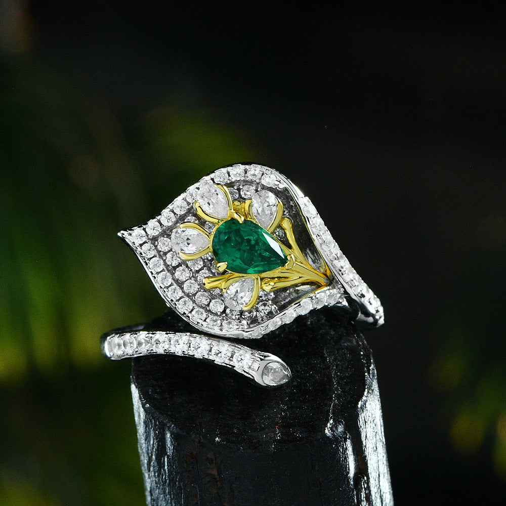 0.5 Carat Lab Emerald Calla Lily Ring – Adjustable Open Design, 4×6mm Pear Cut, 2025 Collection