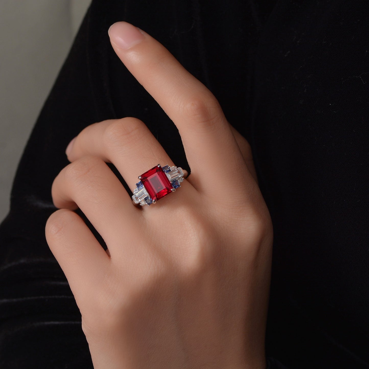 4Ct Rectangle 8x10mm Lab-Grown Sapphire S925 Silver Ring with High-Carbon Diamonds