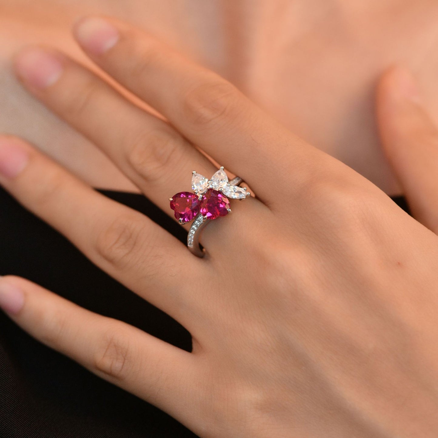 1 Carat Heart-Shaped Lab Ruby Ring in Silver – 7×7mm Statement Piece, Trendy Oriental Style