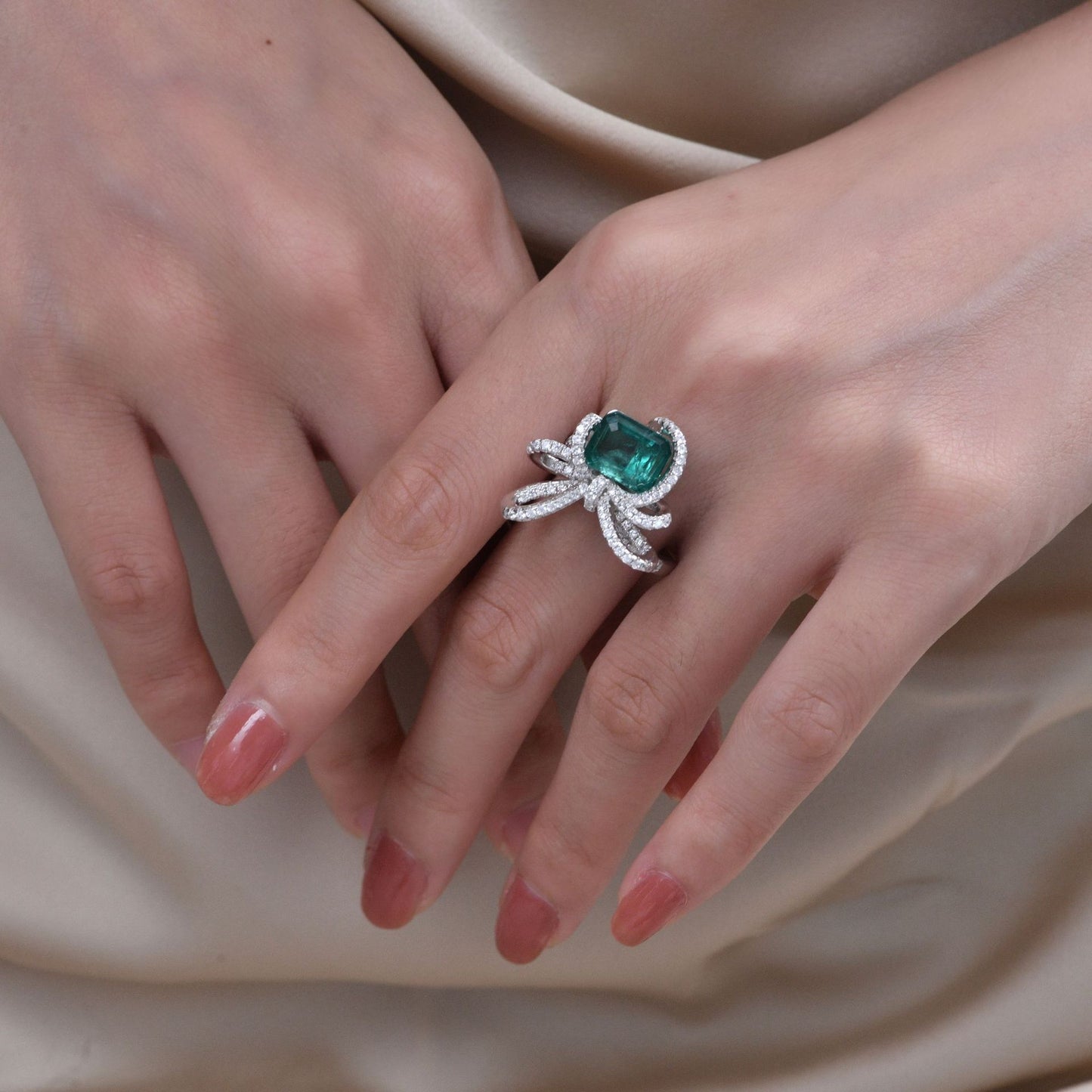 2.35 Carat Emerald-Cut Lab Emerald Ring – Bowknot Design, Minimalist Romantic Style