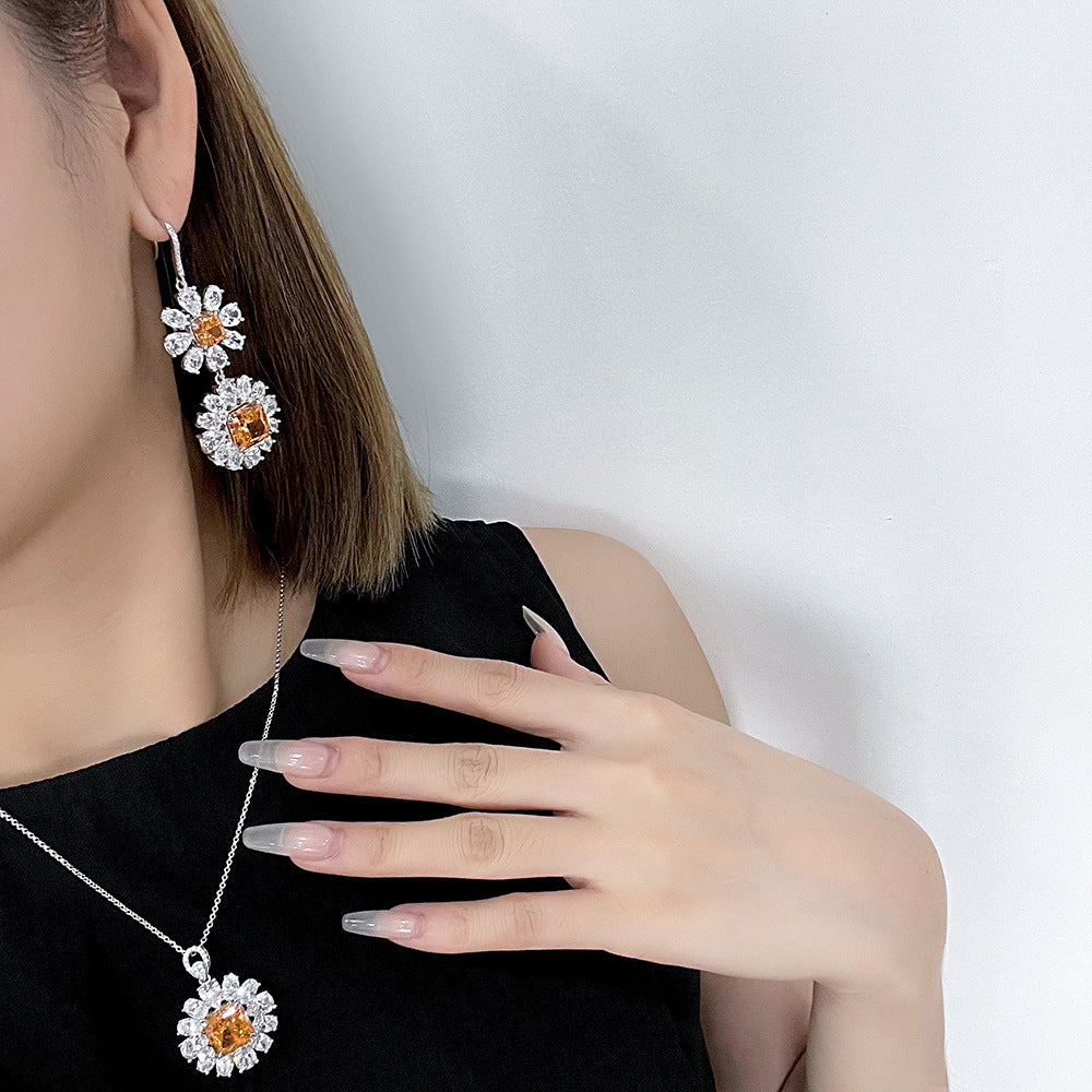 925 Silver Earrings 10*10 Frosted Cut 5-Carat Color-Changing Rose Orange High Carbon Diamond Ear Hooks for Women Luxury