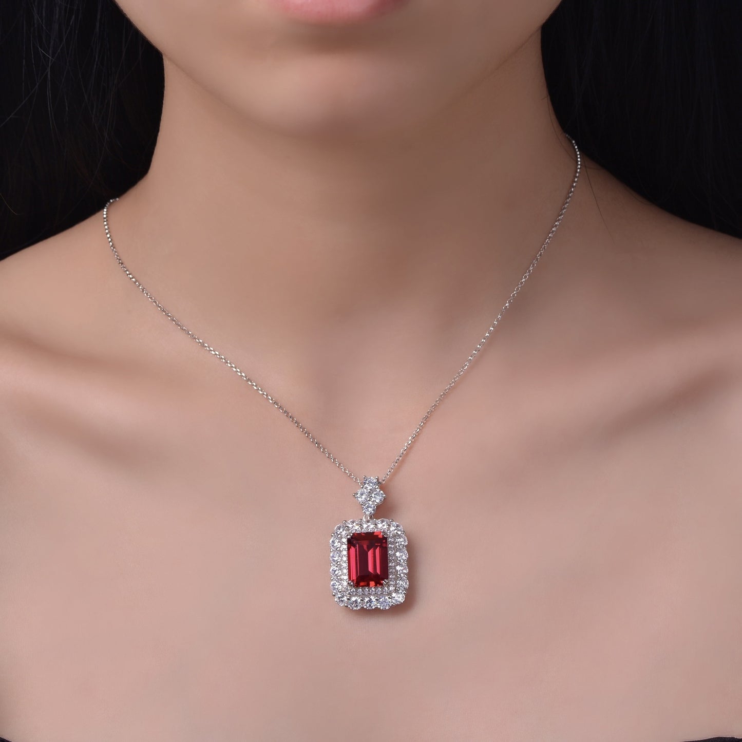Hot Sale 10Ct Lab-Grown Ruby 10x14mm Silver Pendant with High-Grade Diamonds, 40+5cm