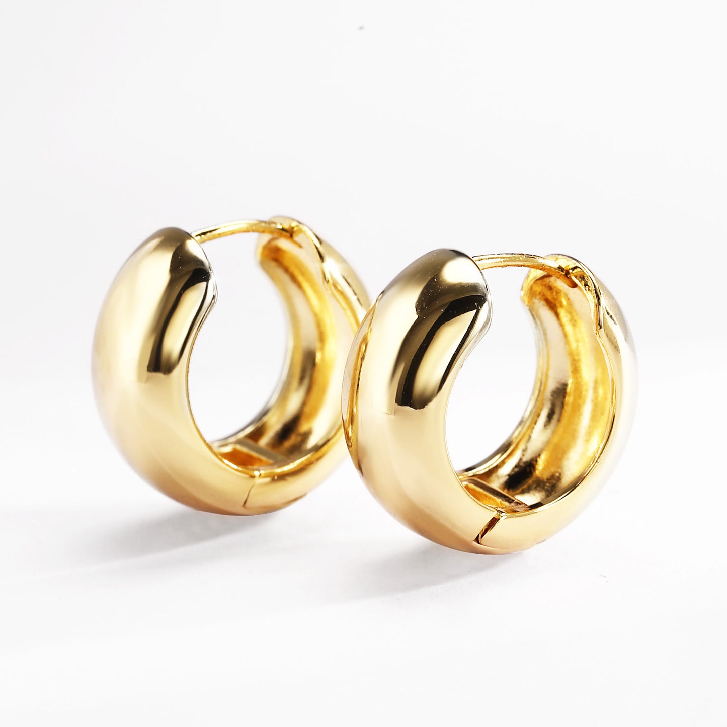 18k Gold plated earrings clip golden