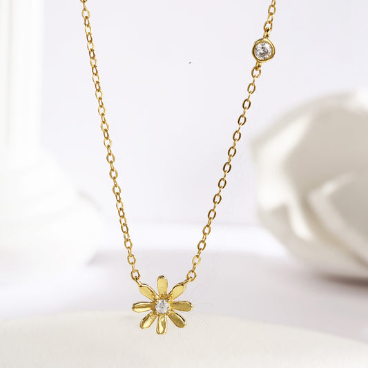 Daisy Necklace Sterling Silver Necklace 18K Gold Plated Necklace
