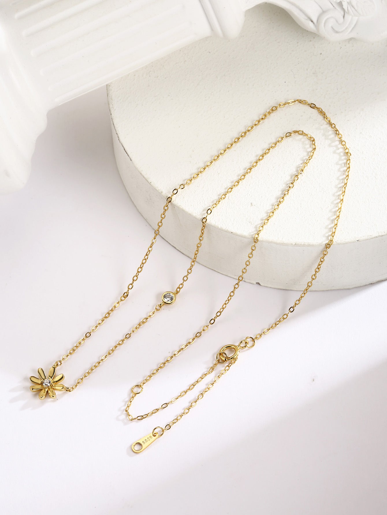 Daisy Necklace Sterling Silver Necklace 18K Gold Plated Necklace